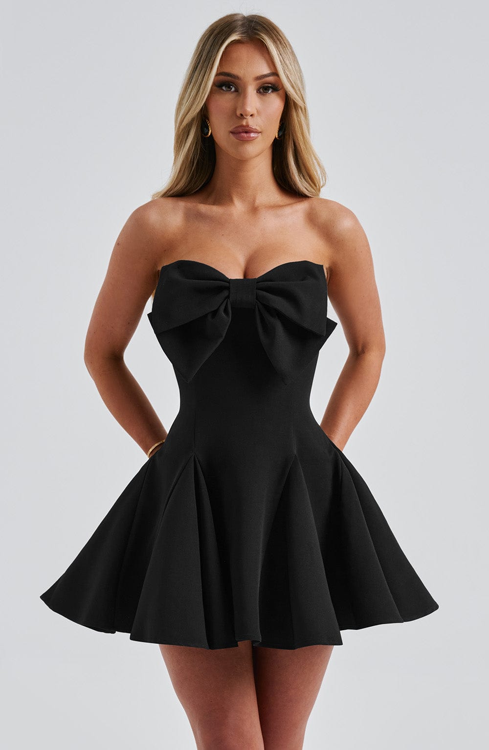 Hailey Straploze Playsuit mit Strickdetail