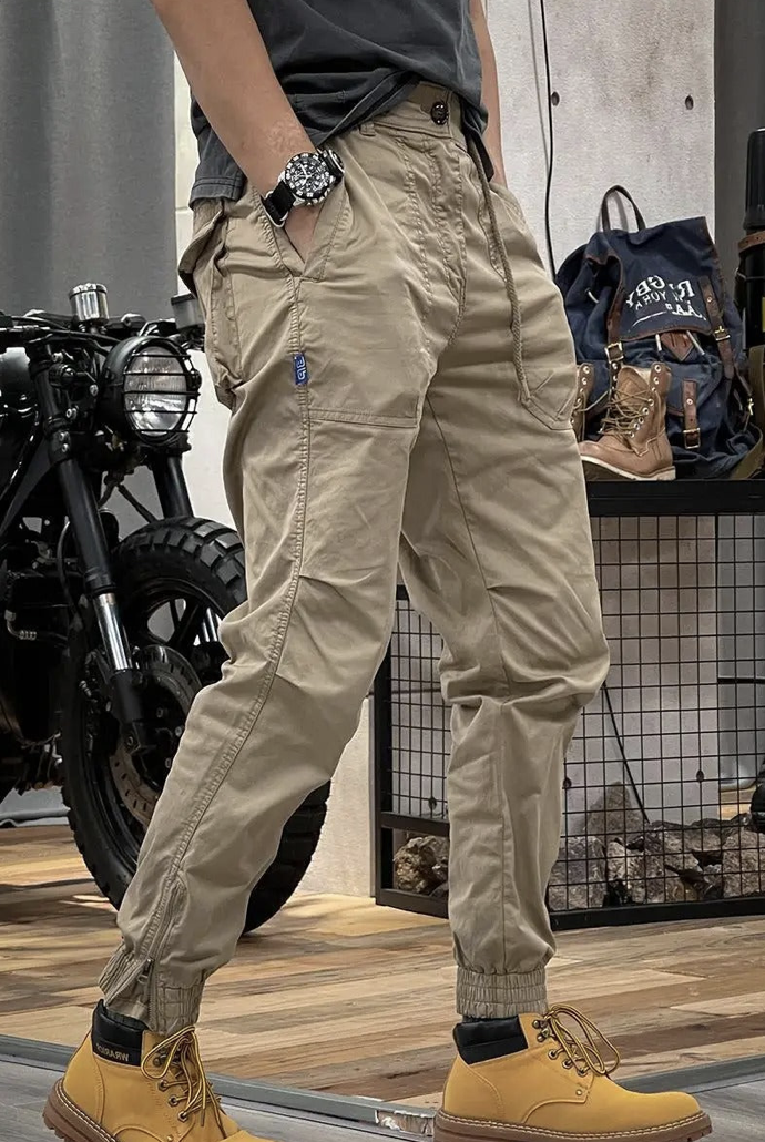 Milo Elastische cargo-broek met zakken